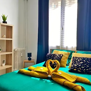 Design Des Catalans Apartment