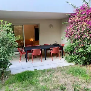 Appartement T3 Jardin 1 Km La !