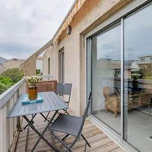  Appartement Beau T2 Avec Terrasse Proche Des Plages